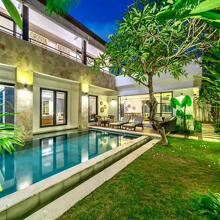 Nelayan Garden Villa Exquisite 3 Bedroom Canggu 600 Meter From Beach