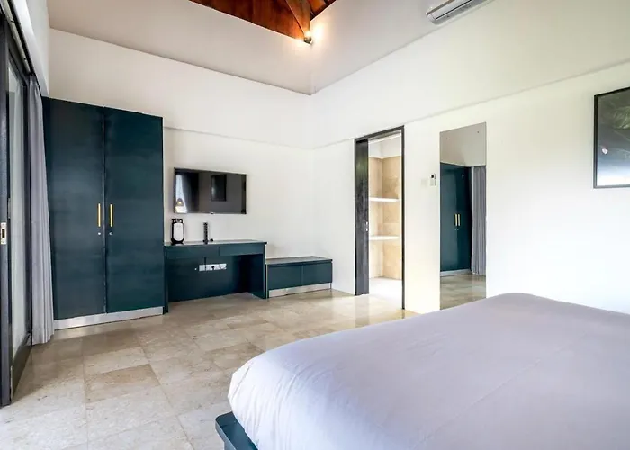 Nelayan Garden Exquisite 3 Bedroom 600 Meter From Villa