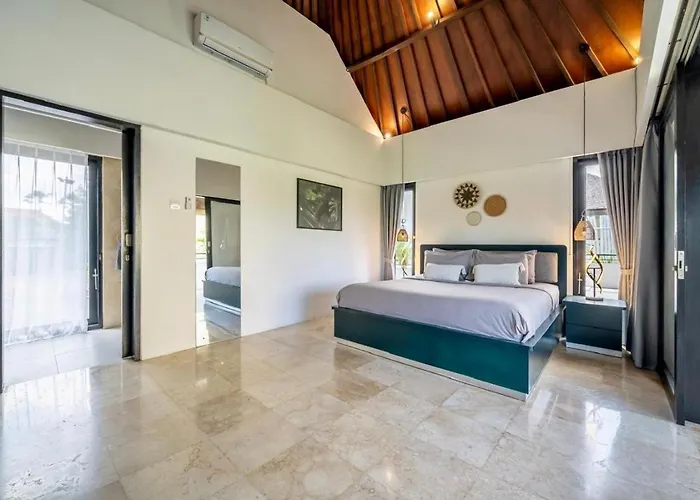 Nelayan Garden Exquisite 3 Bedroom 600 Meter From * Canggu