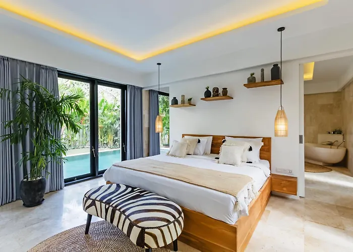 Villa Nelayan Garden Exquisite 3 Bedroom 600 Meter From *