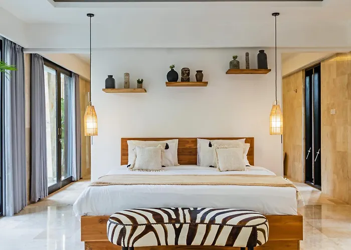 Nelayan Garden Exquisite 3 Bedroom 600 Meter From Canggu