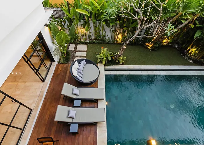 Nelayan Garden Exquisite 3 Bedroom 600 Meter From