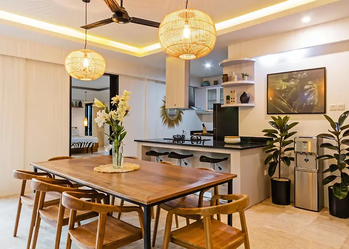 Nelayan Garden Exquisite 3 Bedroom 600 Meter From